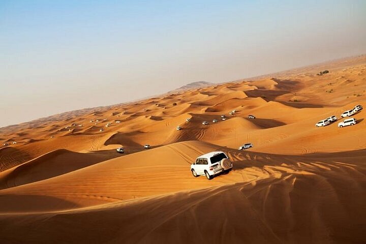 UAE (Dubai & Abu Dhabi) – Dreams Built in the Desert